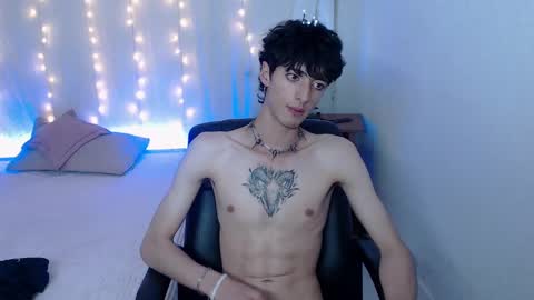 Snapshot of kenny__hot chatting on 12/06/24, 06:39 kenny online show from 12/06/24, 06:39