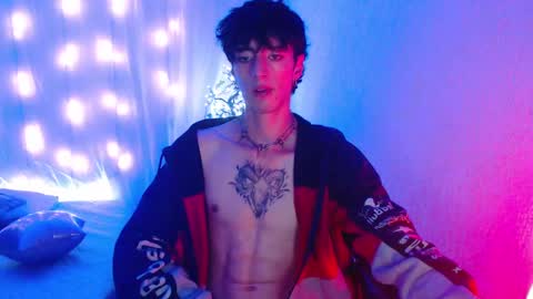 Snapshot of kenny__hot chatting on 12/21/24, 04:25 kenny online show from 12/21/24, 04:25