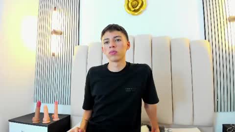 Snapshot of kenny_hank chatting on 07/21/26, 11:51 kenny_hank online show from 07/21/26, 11:51