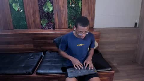 Kenny Thompson online show from 02/28/26, 08:21