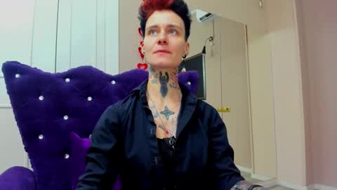 Snapshot of kennyandsellena chatting on 12/02/25, 07:53 Sellena and Kenny online show from 12/02/25, 07:53