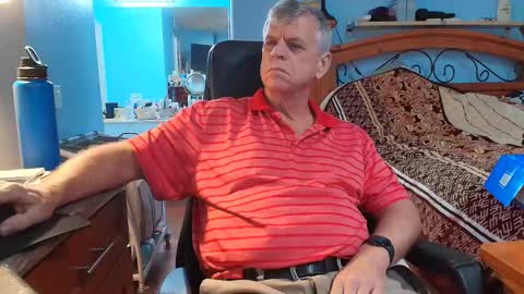 Snapshot of kent_ham chatting on 12/02/25, 02:06 kent_ham online show from 12/02/25, 02:06