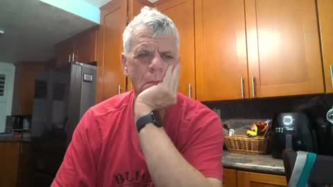 Snapshot of kent_ham chatting on 06/28/26, 09:15 kent_ham online show from 06/28/26, 09:15