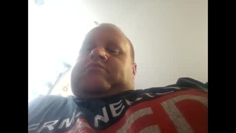 Snapshot of kentbrooks chatting on 11/06/25, 09:21 looking 4 free c2c online show from 11/06/25, 09:21