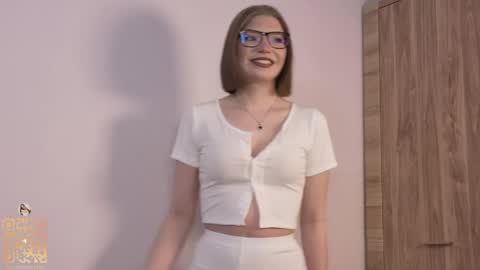 Lisa online show from 03/29/26, 07:03