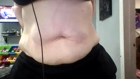 kenzibb online show from 10/31/25, 01:56