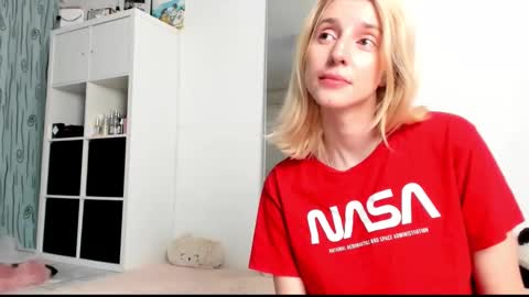 Kenzie online show from 03/06/25, 06:30