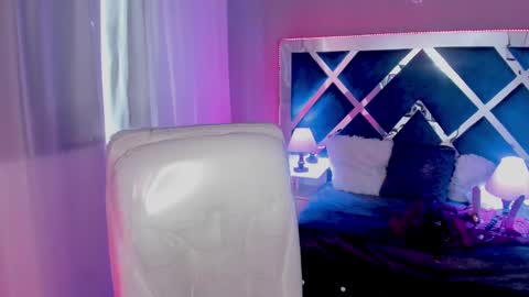 Kenzie online show from 02/27/25, 09:04