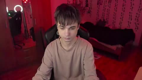 Looking for a moderator I PVT IS OPEN online show from 11/29/25, 12:08