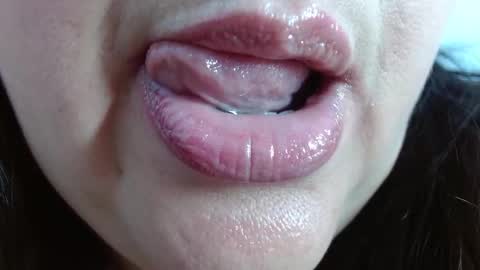 K E R L Y online show from 01/05/26, 05:27