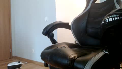 KerKER online show from 04/16/26, 06:36