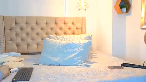 Kery Hillson online show from 11/05/25, 12:27