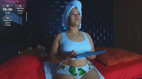 Snapshot of kesha_rosse_ chatting on 02/02/26, 06:01 KESHA online show from 02/02/26, 06:01