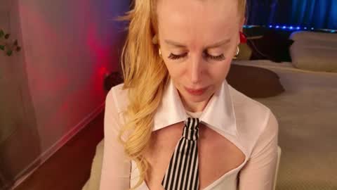 Snapshot of kessedisson chatting on 02/28/26, 08:32 KessEdisson online show from 02/28/26, 08:32