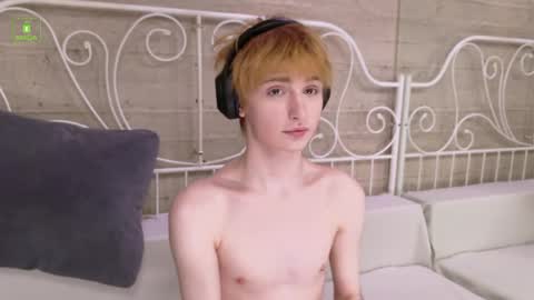 Snapshot of kessy_white chatting on 06/01/26, 08:32 Kessy online show from 06/01/26, 08:32