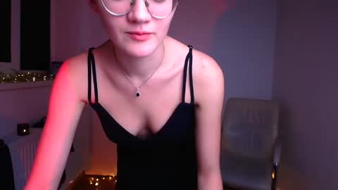 Ketrin online show from 12/30/24, 02:20
