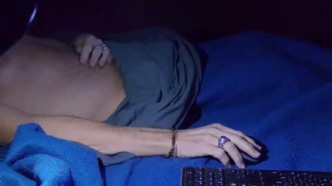 Snapshot of kevin1a chatting on 02/20/25, 07:12 Kevin online show from 02/20/25, 07:12