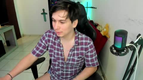 Kevin online show from 01/12/25, 12:07