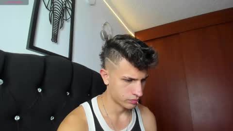 Kevin Ahs online show from 12/04/25, 10:29