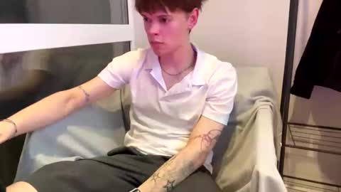 Snapshot of kevin_bucks chatting on 02/03/26, 12:21 Kevin online show from 02/03/26, 12:21