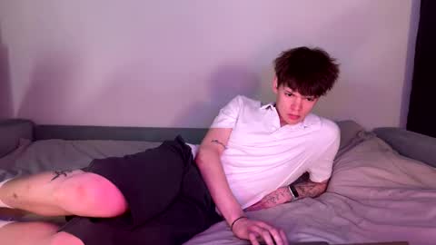 Snapshot of kevin_bucks chatting on 02/13/26, 02:35 Kevin online show from 02/13/26, 02:35