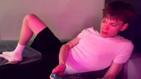 Snapshot of kevin_bucks chatting on 03/03/26, 02:34 Kevin online show from 03/03/26, 02:34