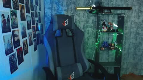 Kevin online show from 04/05/26, 05:04