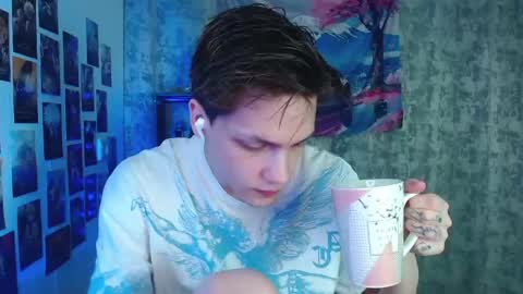 Kevin online show from 05/17/26, 04:21