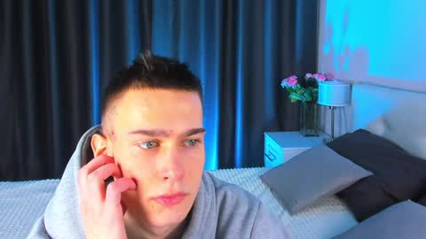 Snapshot of kevin_kess chatting on 02/05/25, 10:08 Ask me online show from 02/05/25, 10:08