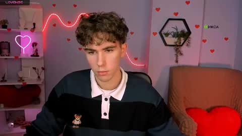 Snapshot of kevin_nix_ chatting on 02/10/26, 06:39 kevin_nix_ online show from 02/10/26, 06:39