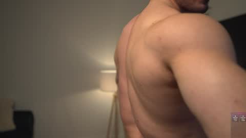 Snapshot of kevinandresxx chatting on 12/17/24, 11:39 Kevin online show from 12/17/24, 11:39