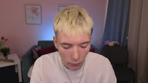 Snapshot of kevinparke chatting on 03/03/26, 02:45 Kevin online show from 03/03/26, 02:45