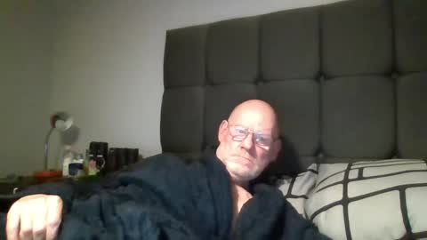 kevlooking4sez online show from 12/24/24, 11:55