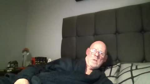 kevlooking4sez online show from 01/28/25, 11:50