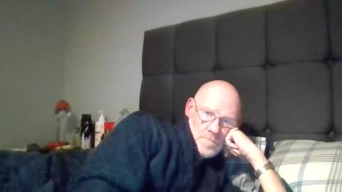 kevlooking4sez online show from 11/29/25, 12:35