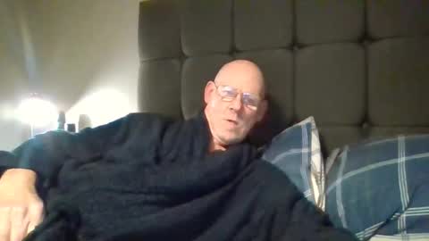 kevlooking4sez online show from 03/03/26, 01:01