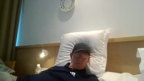 Snapshot of kevlooking4sez chatting on 05/05/26, 11:51 kevlooking4sez online show from 05/05/26, 11:51