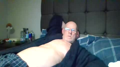 Snapshot of kevlooking4sez chatting on 05/31/26, 02:09 kevlooking4sez online show from 05/31/26, 02:09