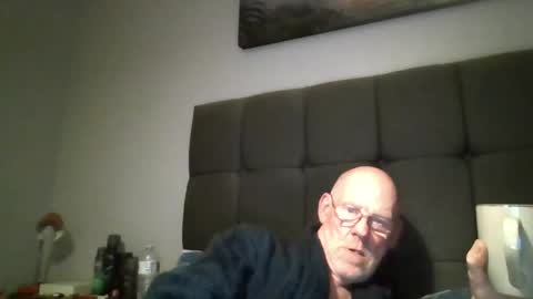 Snapshot of kevlooking4sez chatting on 06/03/26, 11:32 kevlooking4sez online show from 06/03/26, 11:32