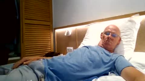 Snapshot of kevlooking4sez chatting on 08/03/26, 03:16 kevlooking4sez online show from 08/03/26, 03:16