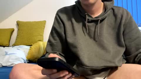 kevoo663380 online show from 02/16/25, 03:05