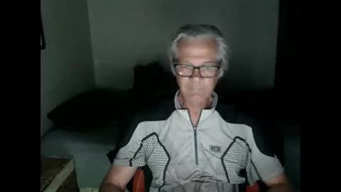 kevwestunder9696 online show from 10/12/25, 11:20