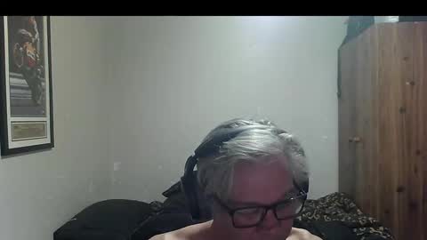 kevwestunder9696 online show from 10/17/25, 10:40