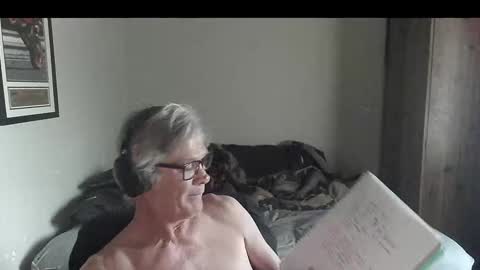 kevwestunder9696 online show from 11/04/25, 10:03