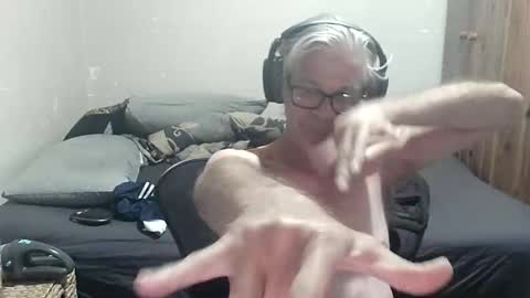 kevwestunder9696 online show from 11/21/25, 10:47