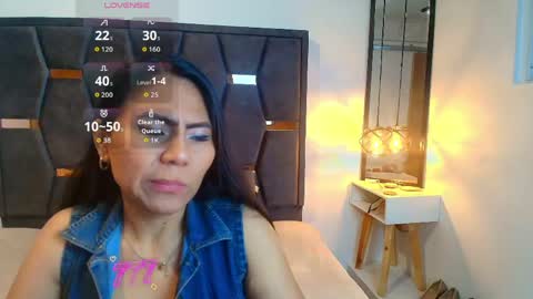 Snapshot of keyla_brunette_ chatting on 05/23/26, 11:58 KEYLA BRUNETTE online show from 05/23/26, 11:58