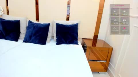 Snapshot of keyla_knowles chatting on 12/22/25, 09:56 Keyla Knowles online show from 12/22/25, 09:56