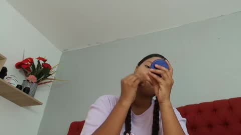 Snapshot of keyla_mejia chatting on 05/04/26, 12:01 Keyla online show from 05/04/26, 12:01