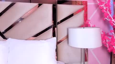 Keyla noa online show from 04/14/26, 11:27