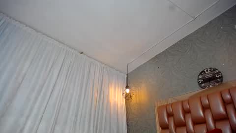 Snapshot of keyra_miller chatting on 03/08/25, 02:01 keyra_miller online show from 03/08/25, 02:01